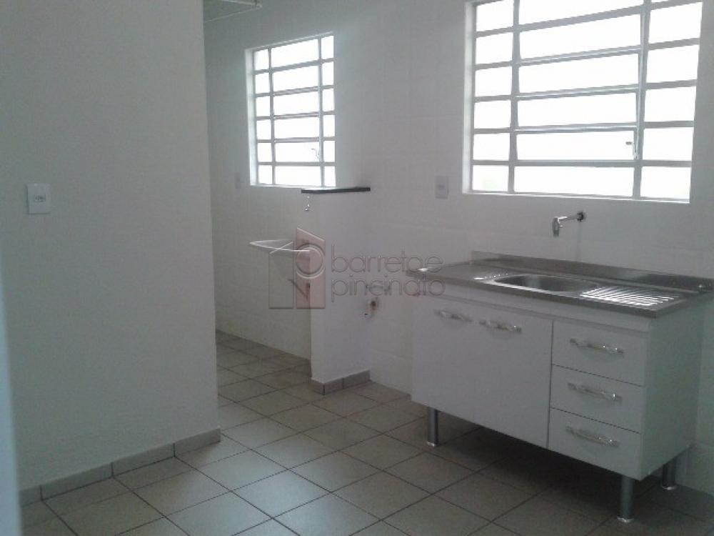 Comprar Apartamento / Padrão em Jundiaí R$ 245.000,00 - Foto 3