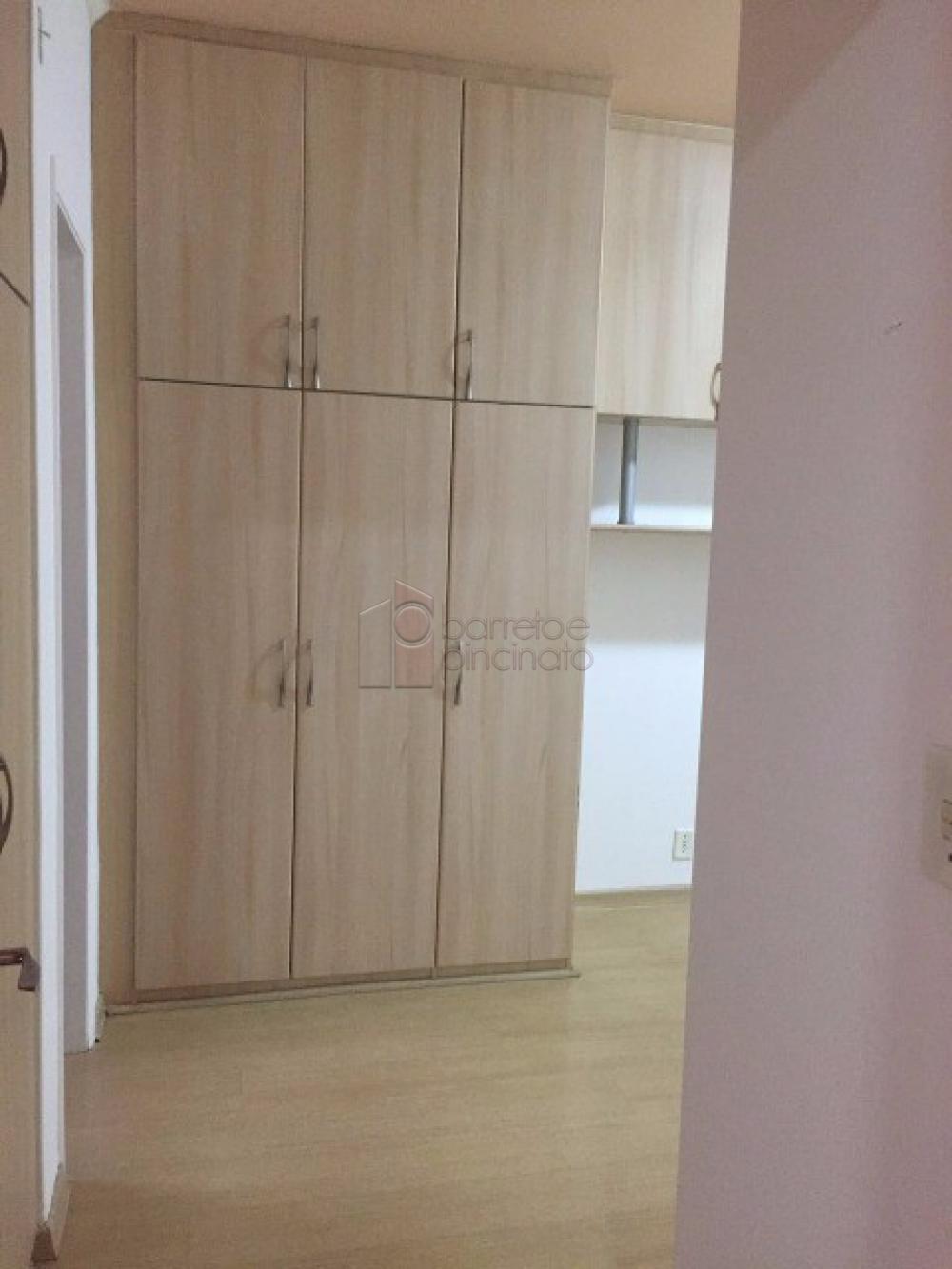 Comprar Apartamento / Padrão em Jundiaí R$ 350.000,00 - Foto 11
