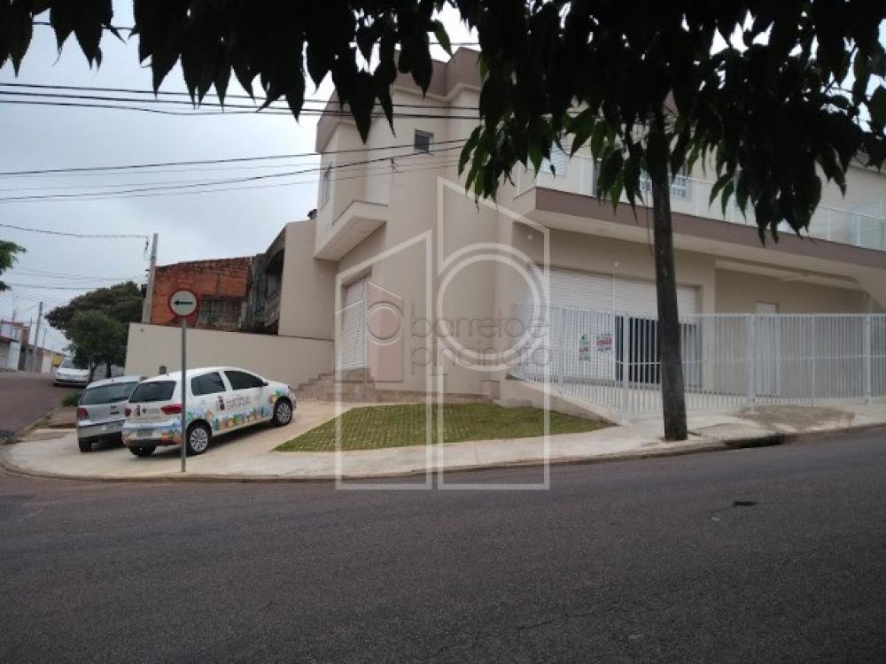 Alugar Comercial / Prédio em Jundiaí R$ 2.400,00 - Foto 2