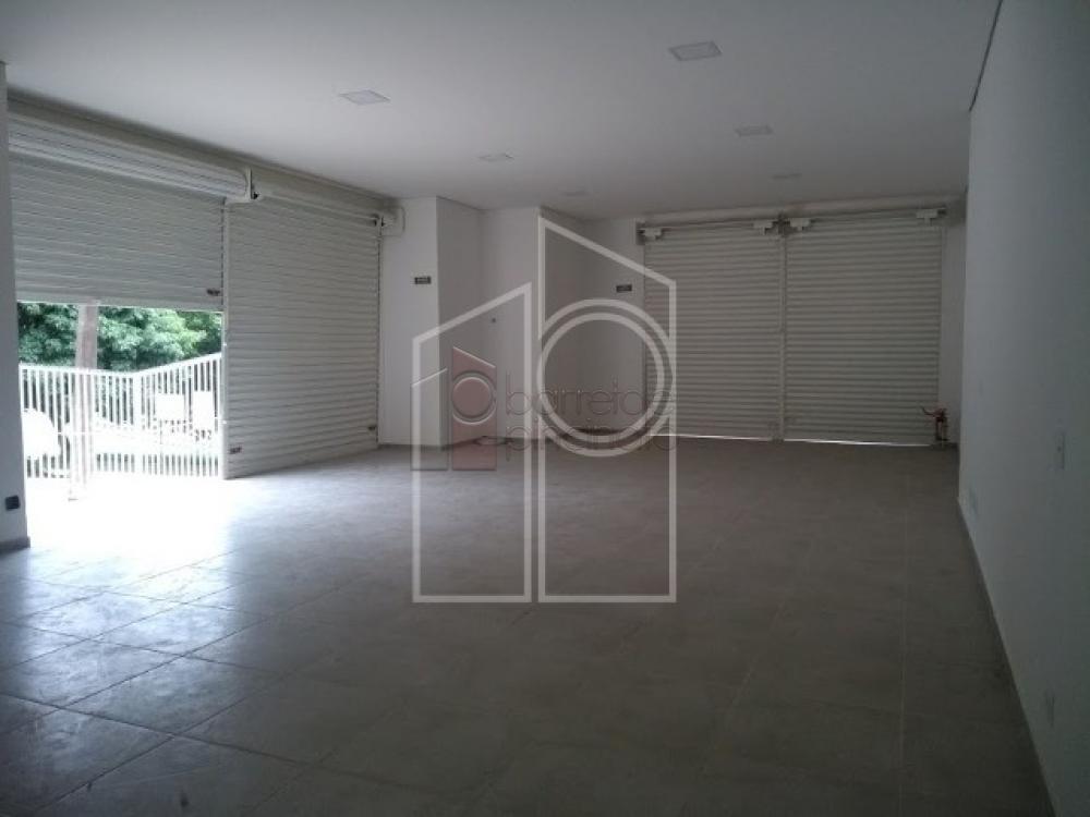 Alugar Comercial / Prédio em Jundiaí R$ 2.400,00 - Foto 1