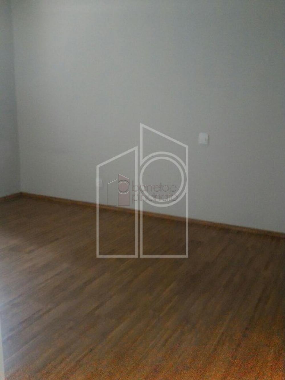 Comprar Apartamento / Padrão em Jundiaí R$ 420.000,00 - Foto 3