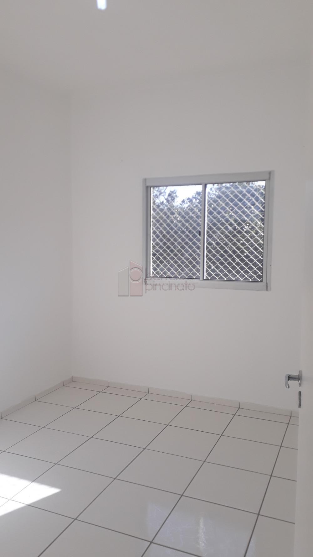 Comprar Apartamento / Padrão em Jundiaí R$ 250.000,00 - Foto 5