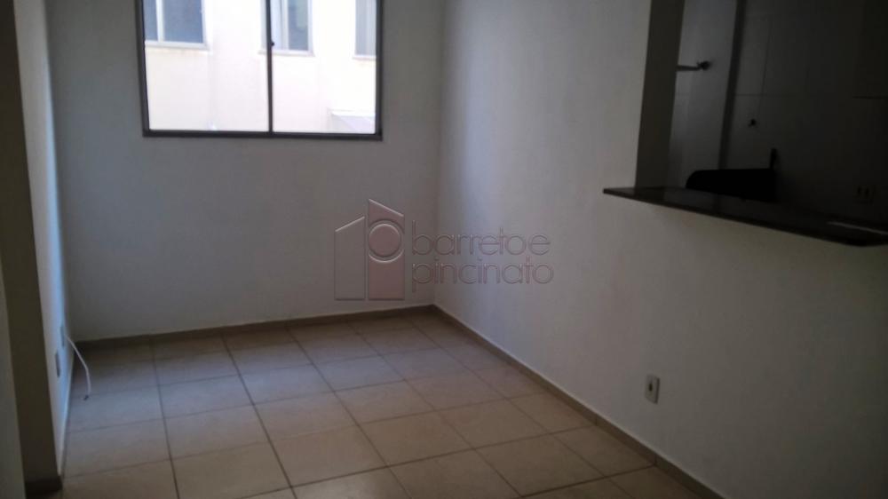 Comprar Apartamento / Padrão em Jundiaí R$ 350.000,00 - Foto 12