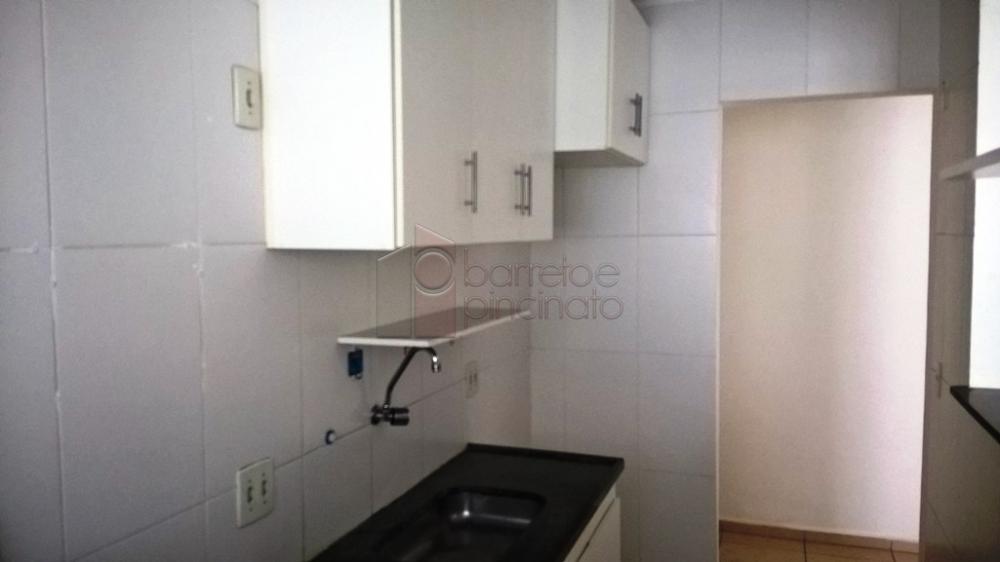 Comprar Apartamento / Padrão em Jundiaí R$ 350.000,00 - Foto 16