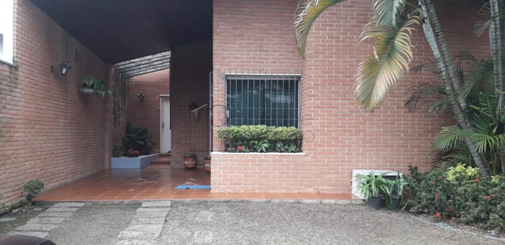 Comprar Casa / Padrão em Jundiaí R$ 990.000,00 - Foto 2