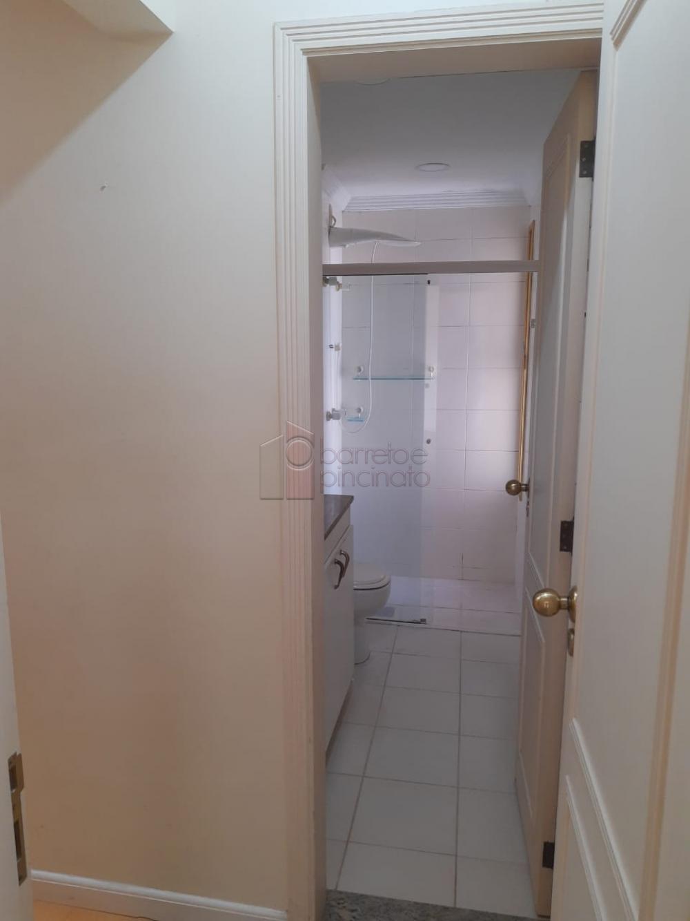 Alugar Apartamento / Padrão em Jundiaí R$ 1.900,00 - Foto 2