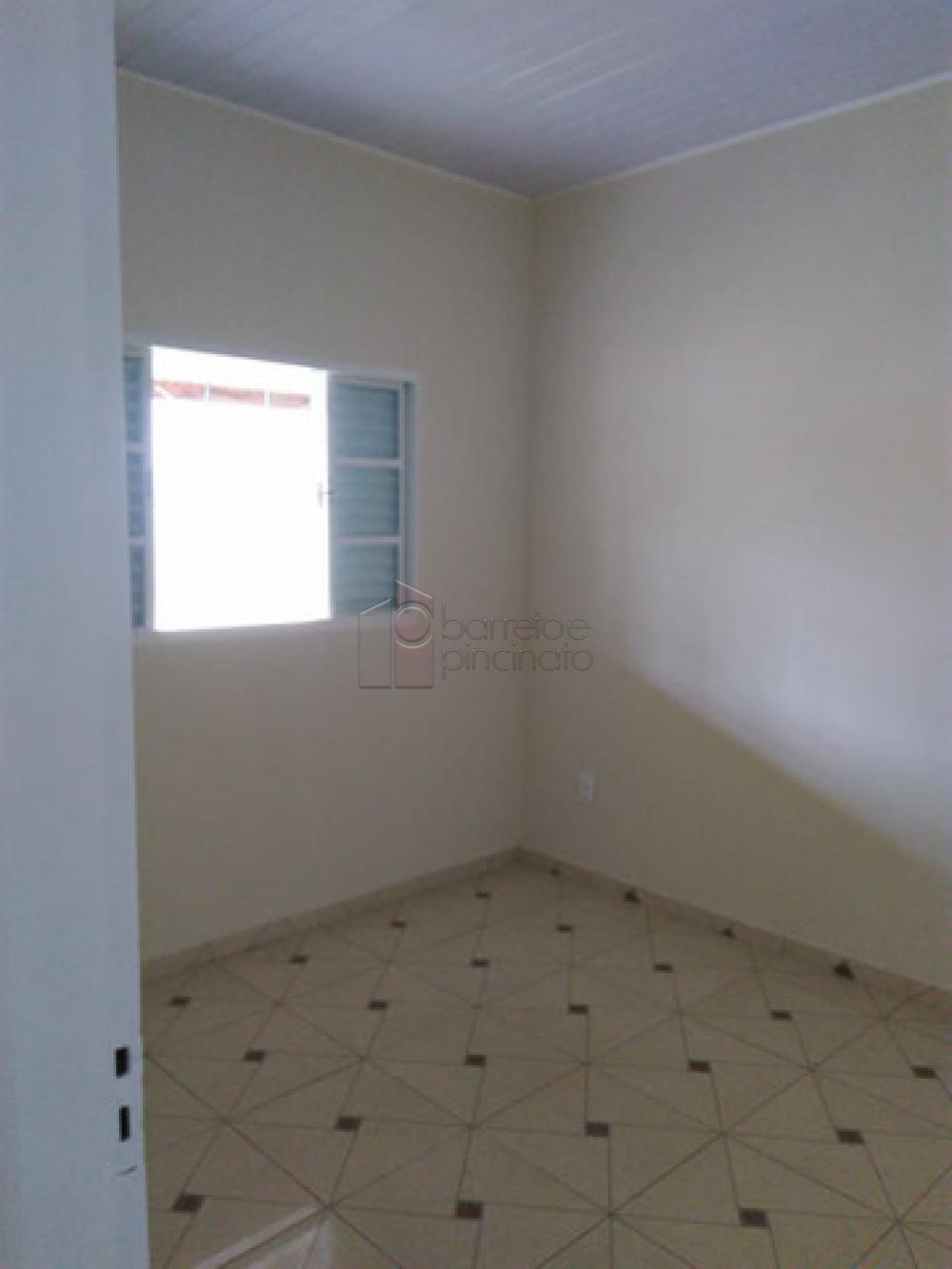 Alugar Casa / Padrão em Jundiaí R$ 1.350,00 - Foto 3