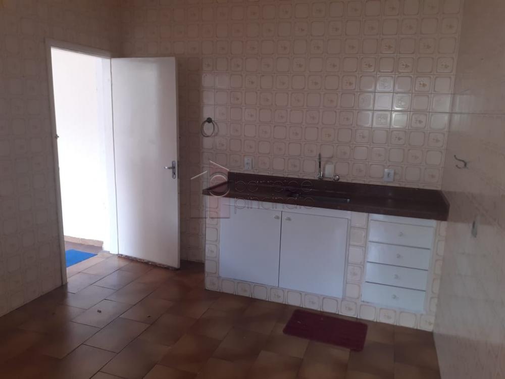 Alugar Casa / Padrão em Jundiaí R$ 1.700,00 - Foto 14