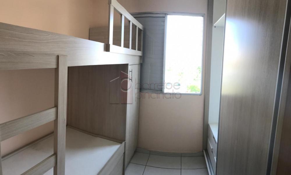 Comprar Apartamento / Padrão em Jundiaí R$ 300.000,00 - Foto 6