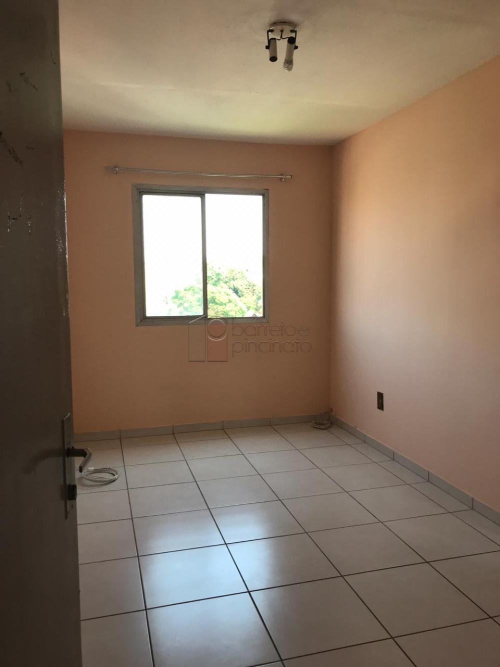 Comprar Apartamento / Padrão em Jundiaí R$ 300.000,00 - Foto 11