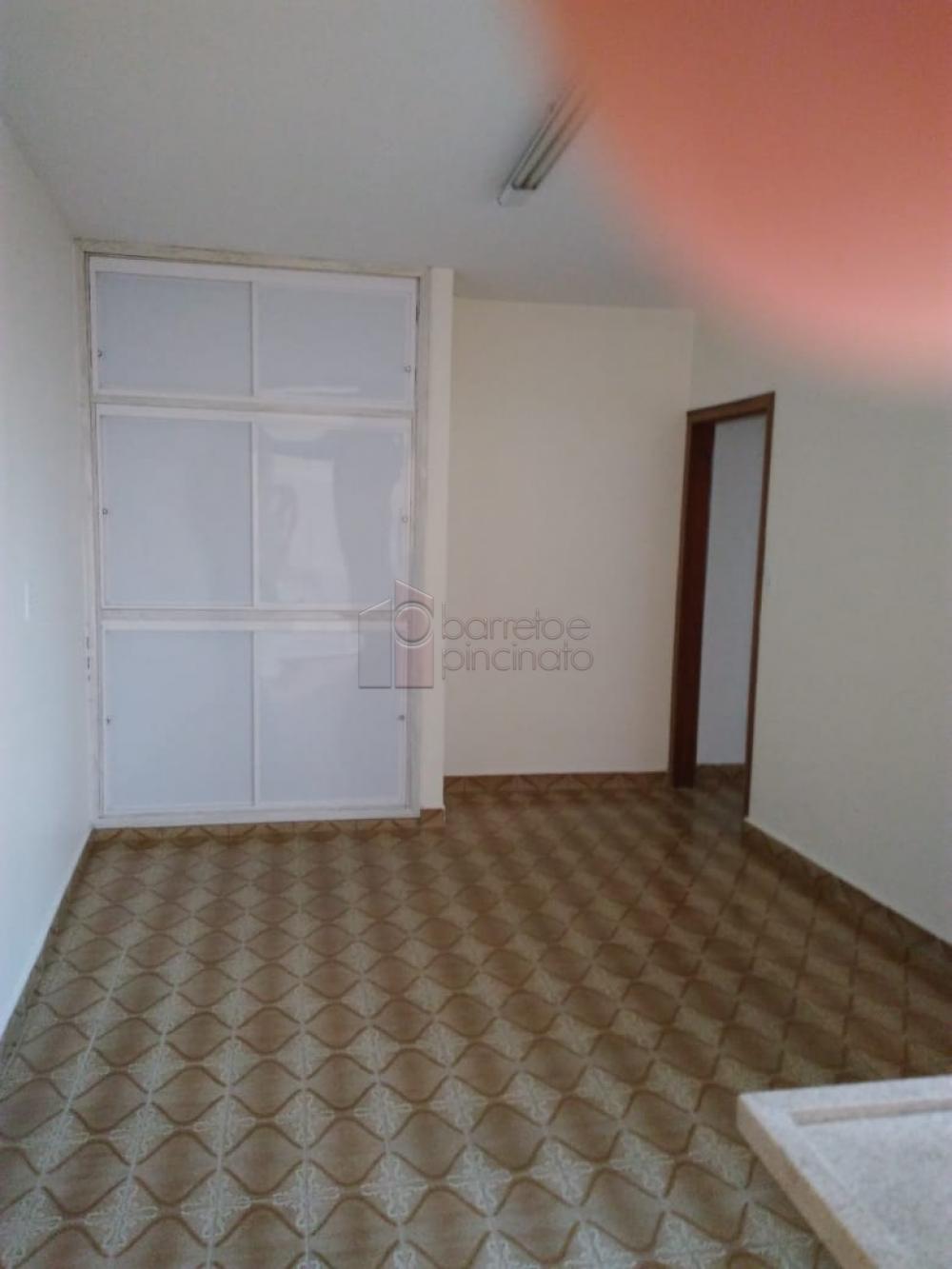 Alugar Casa / Padrão em Jundiaí R$ 2.200,00 - Foto 4