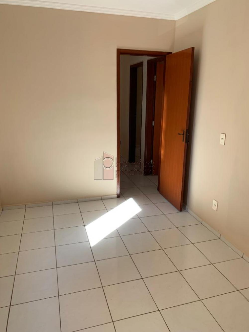 Alugar Apartamento / Padrão em Jundiaí R$ 1.500,00 - Foto 4