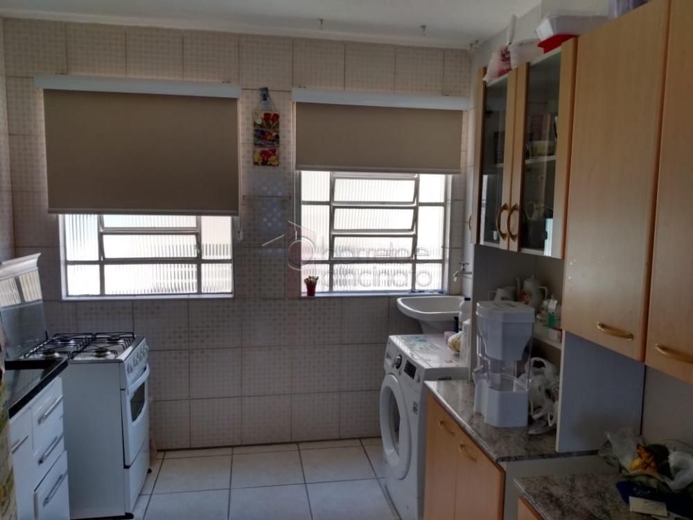 Comprar Apartamento / Padrão em Jundiaí R$ 240.000,00 - Foto 4