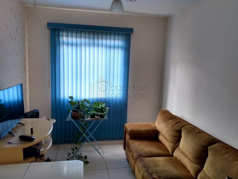 Comprar Apartamento / Padrão em Jundiaí R$ 240.000,00 - Foto 1