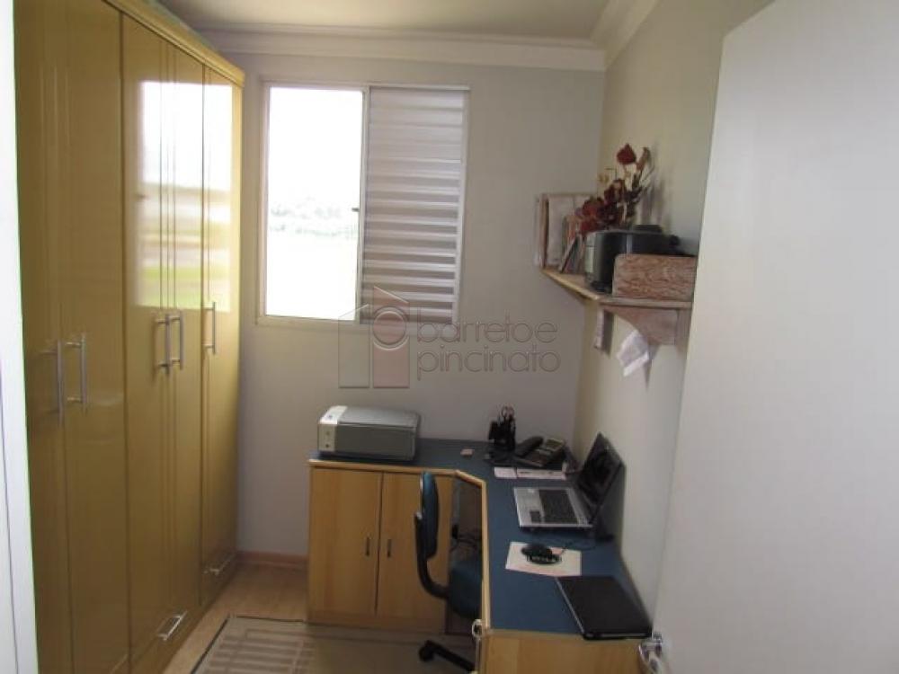 Comprar Apartamento / Padrão em Jundiaí R$ 350.000,00 - Foto 3