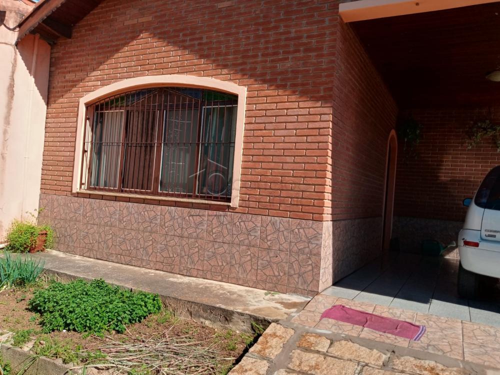 Comprar Casa / Padrão em Jundiaí R$ 455.000,00 - Foto 1