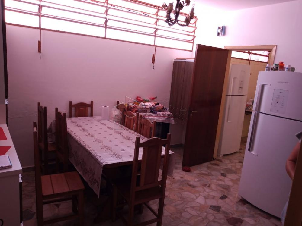 Comprar Casa / Padrão em Jundiaí R$ 965.000,00 - Foto 4