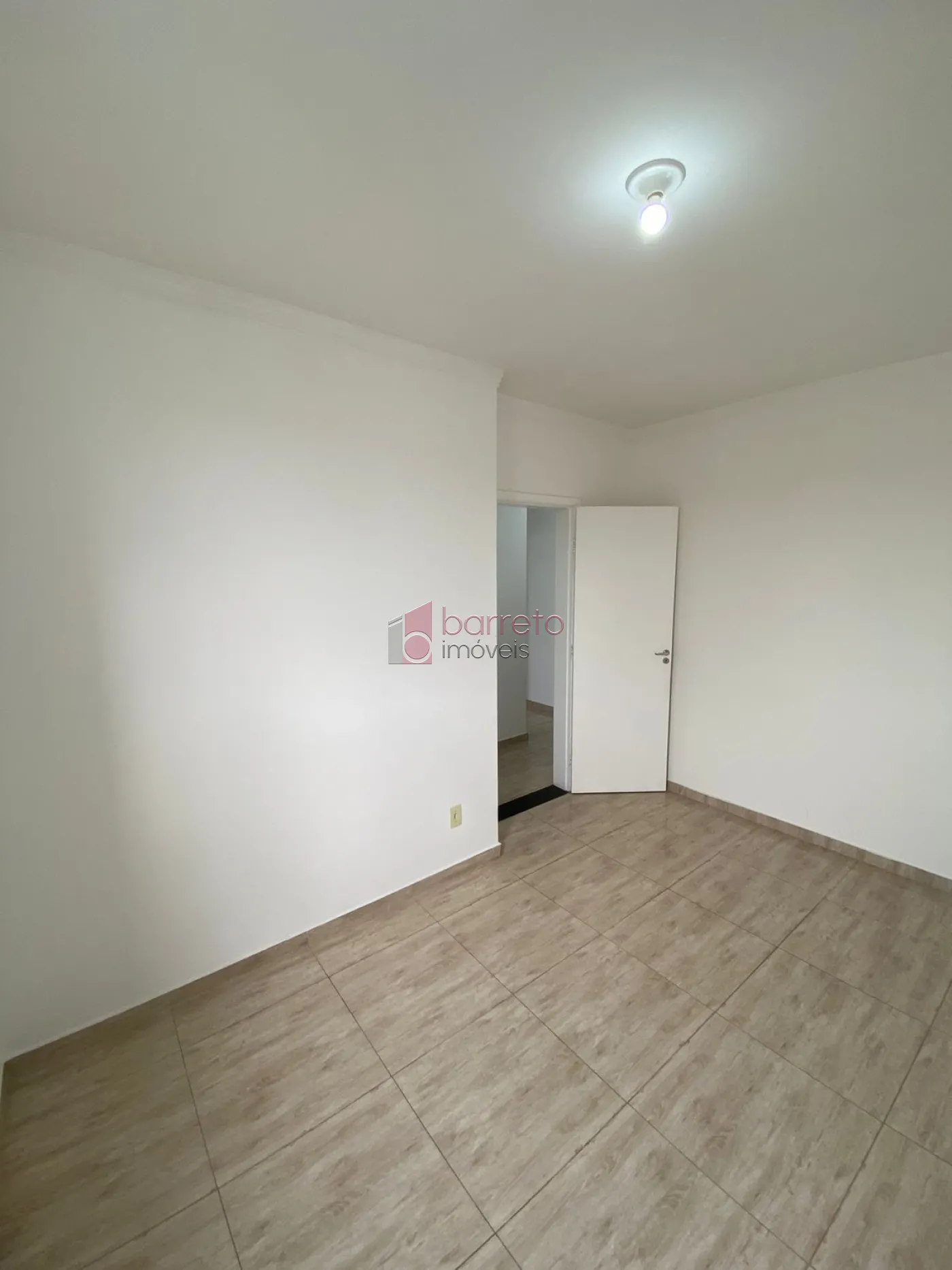 Alugar Apartamento / Padrão em Jundiaí R$ 1.400,00 - Foto 15