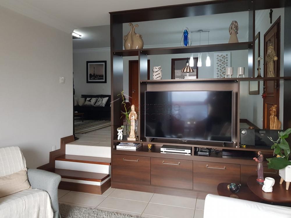 Comprar Apartamento / Padrão em Jundiaí R$ 1.180.000,00 - Foto 3