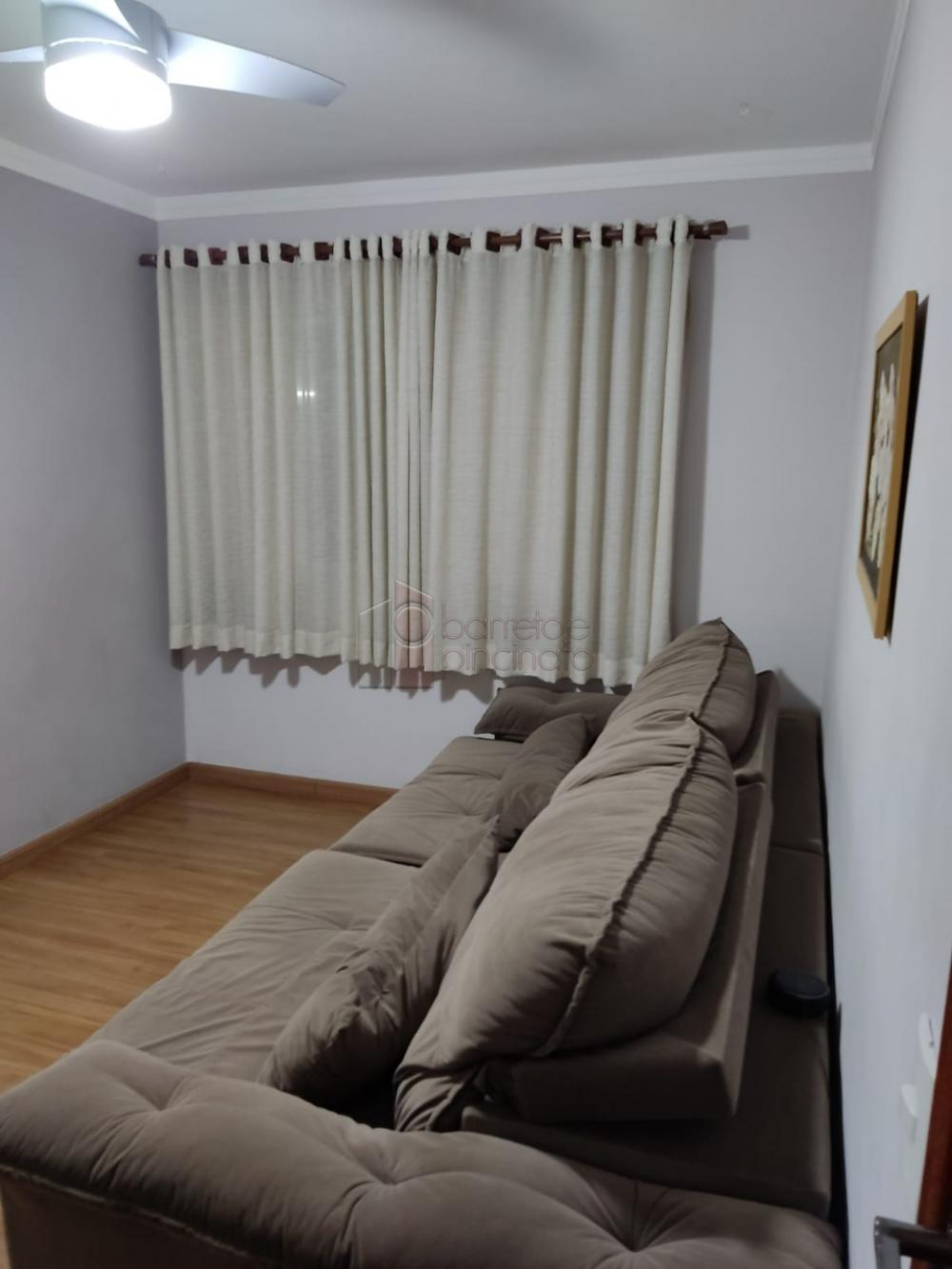 Comprar Apartamento / Padrão em Jundiaí R$ 245.000,00 - Foto 2