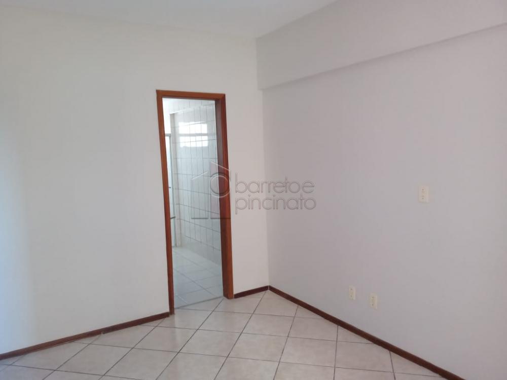 Alugar Apartamento / Padrão em Jundiaí R$ 1.100,00 - Foto 14