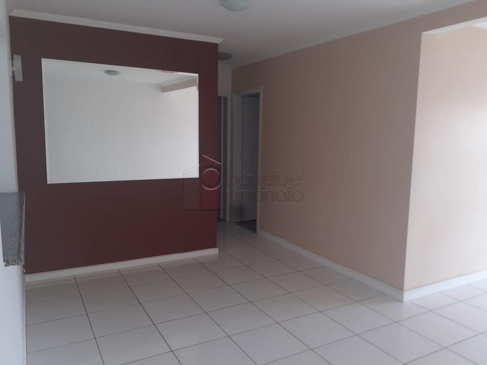 Comprar Apartamento / Padrão em Jundiaí R$ 375.000,00 - Foto 2