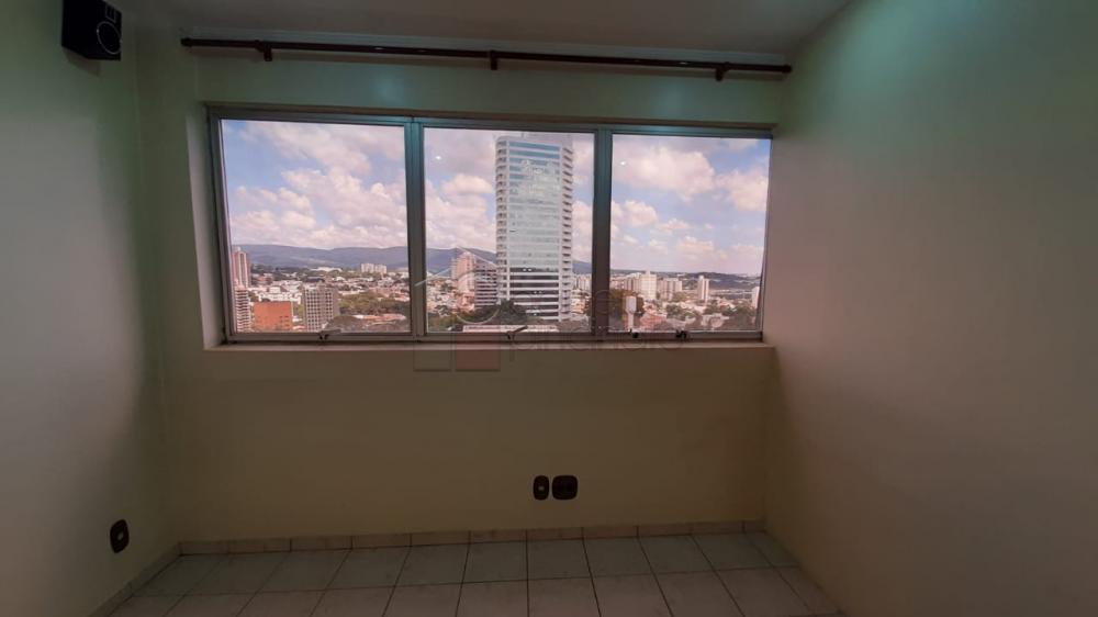 Alugar Comercial / Sala em Condomínio em Jundiaí R$ 1.500,00 - Foto 9