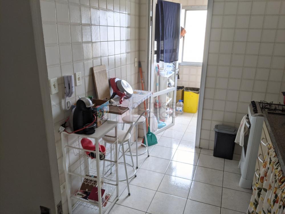 Comprar Apartamento / Padrão em Jundiaí R$ 300.000,00 - Foto 4