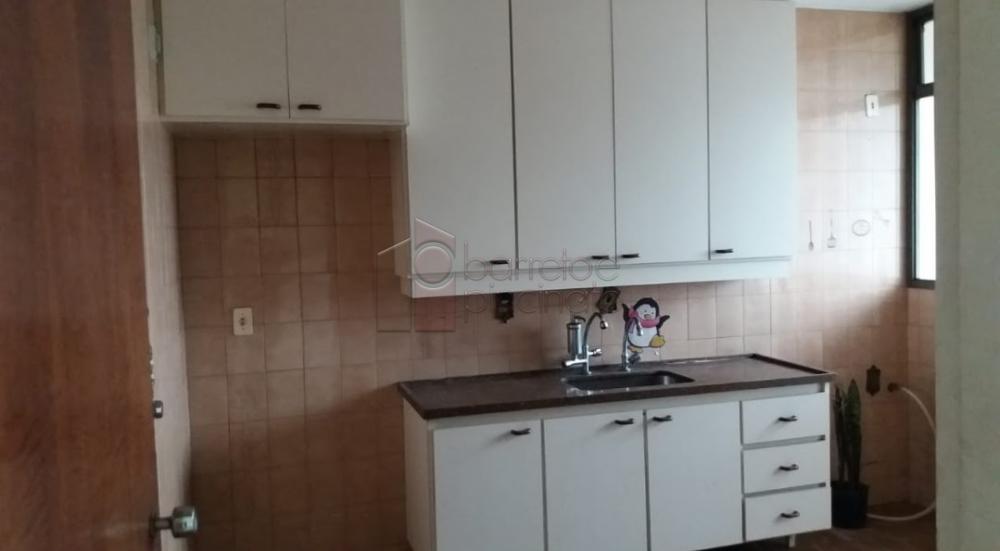 Comprar Apartamento / Padrão em Jundiaí R$ 290.000,00 - Foto 2