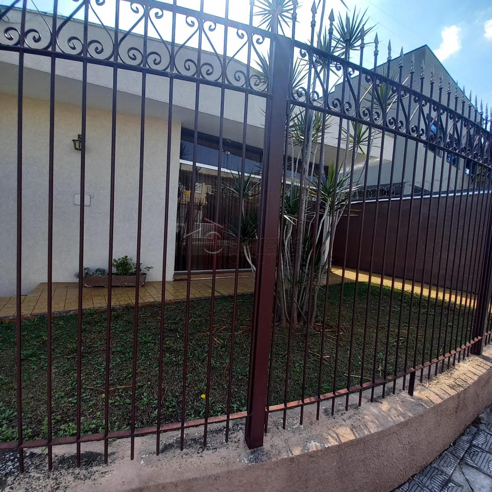 Comprar Casa / Padrão em Jundiaí R$ 1.250.000,00 - Foto 1