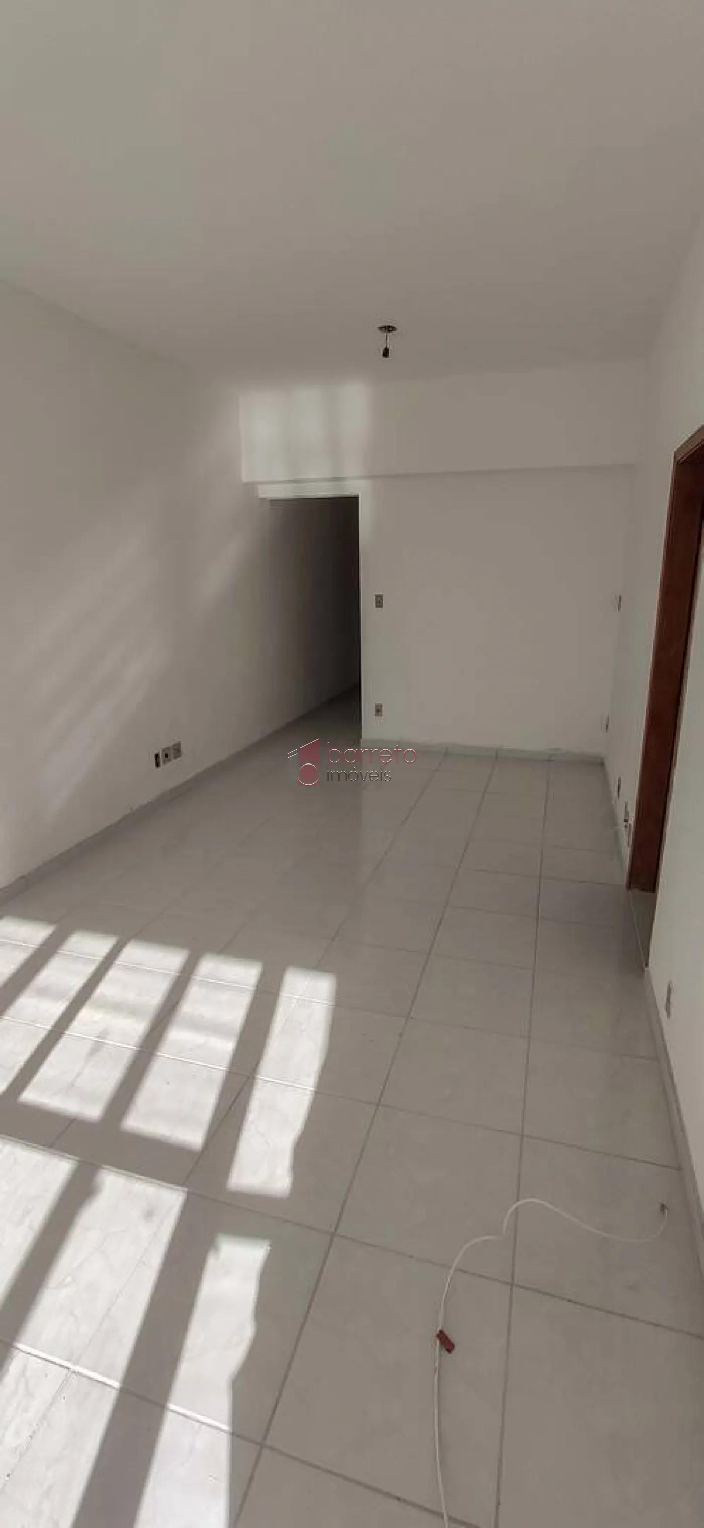 Comprar Apartamento / Padrão em Jundiaí R$ 300.000,00 - Foto 6