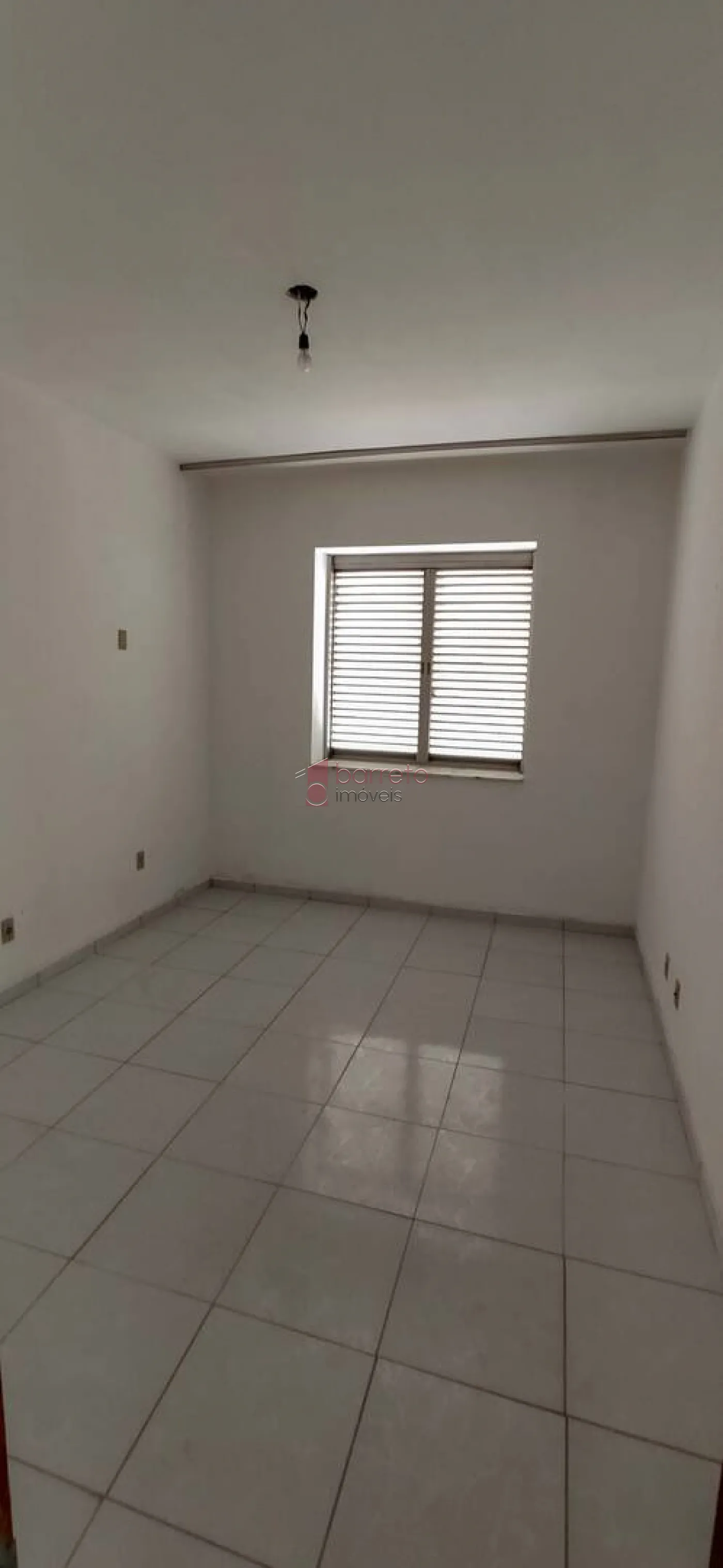 Comprar Apartamento / Padrão em Jundiaí R$ 300.000,00 - Foto 5