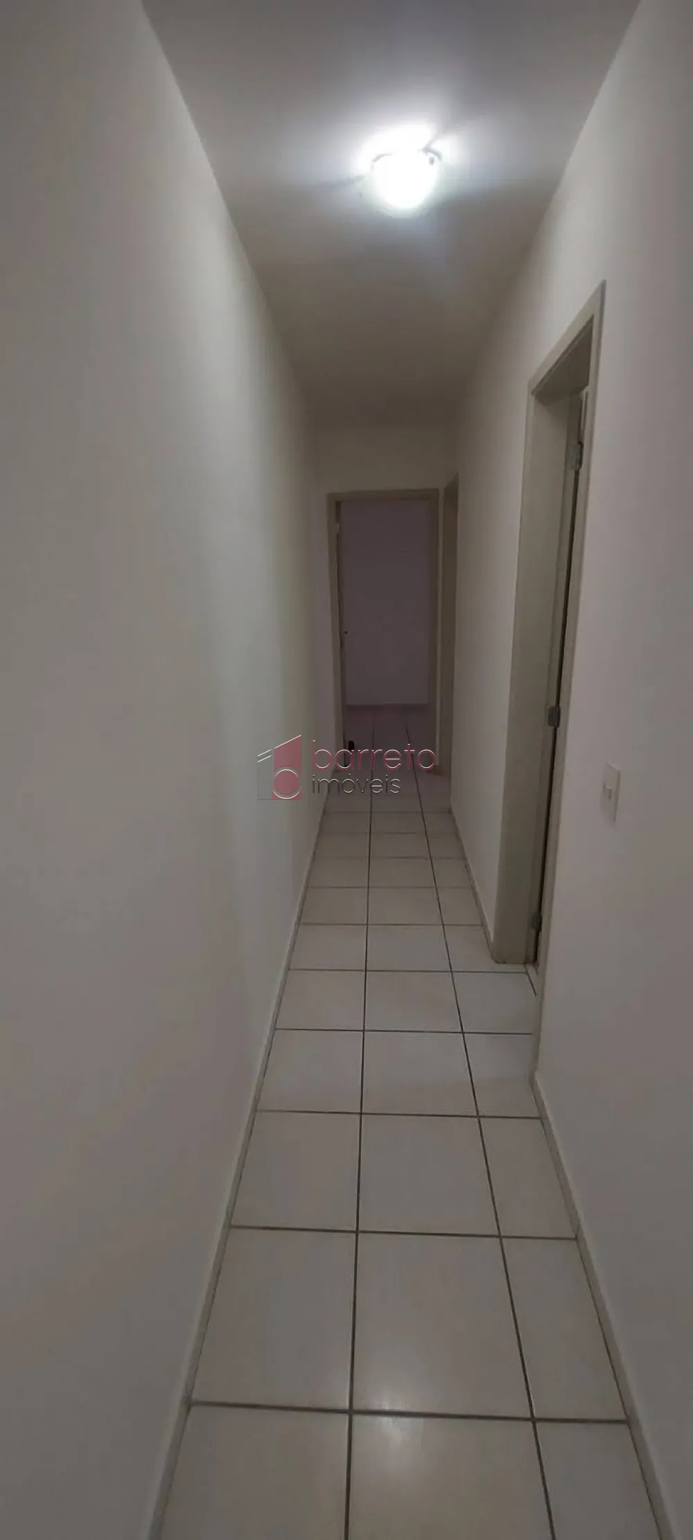 Alugar Apartamento / Padrão em Jundiaí R$ 1.250,00 - Foto 5
