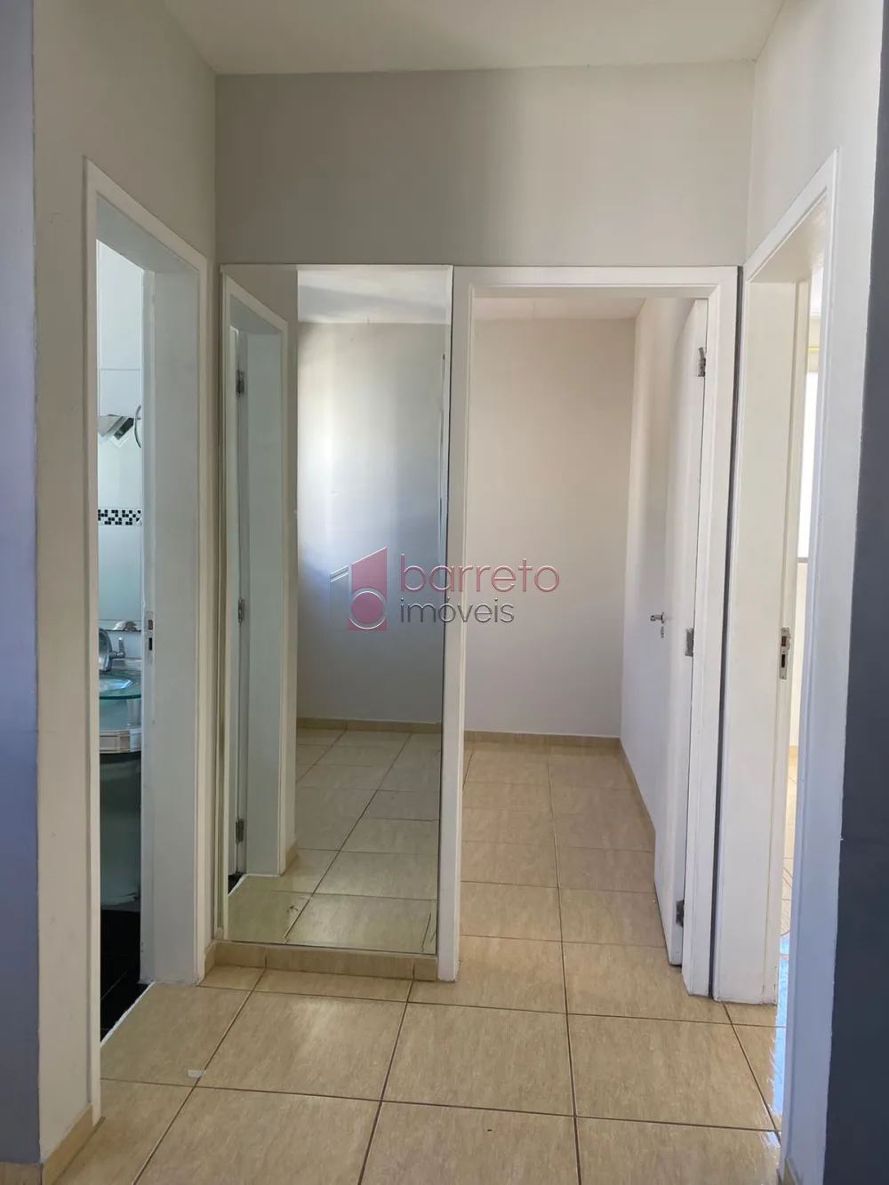 Comprar Apartamento / Padrão em Jundiaí R$ 280.000,00 - Foto 3