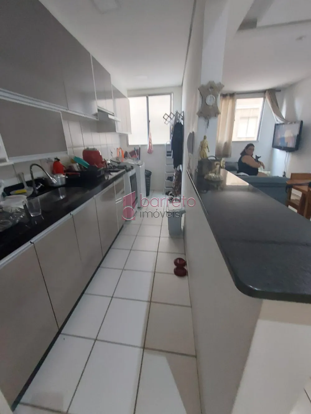 Comprar Apartamento / Padrão em Jundiaí R$ 305.000,00 - Foto 3
