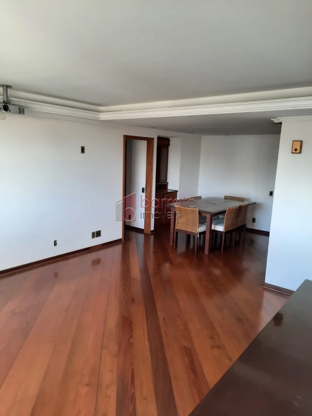 Alugar Apartamento / Padrão em Jundiaí R$ 4.350,00 - Foto 1