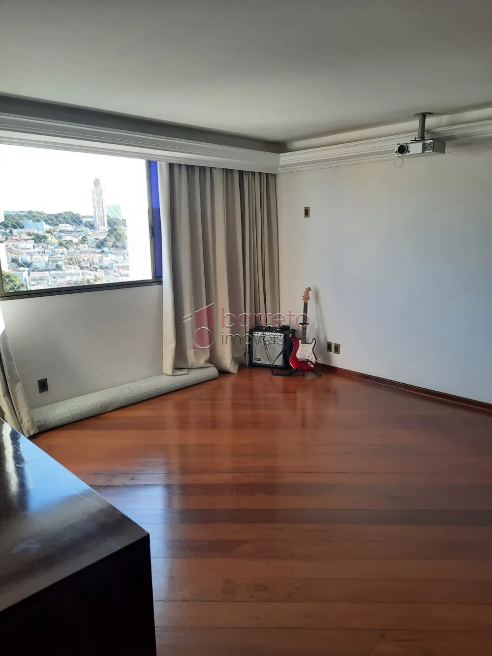 Alugar Apartamento / Padrão em Jundiaí R$ 4.350,00 - Foto 2