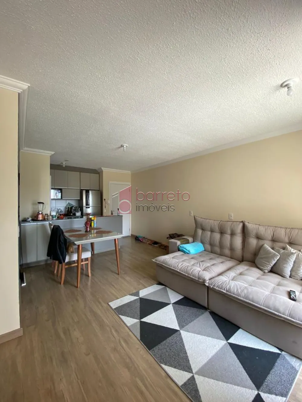 Comprar Apartamento / Padrão em Jundiaí R$ 425.000,00 - Foto 2