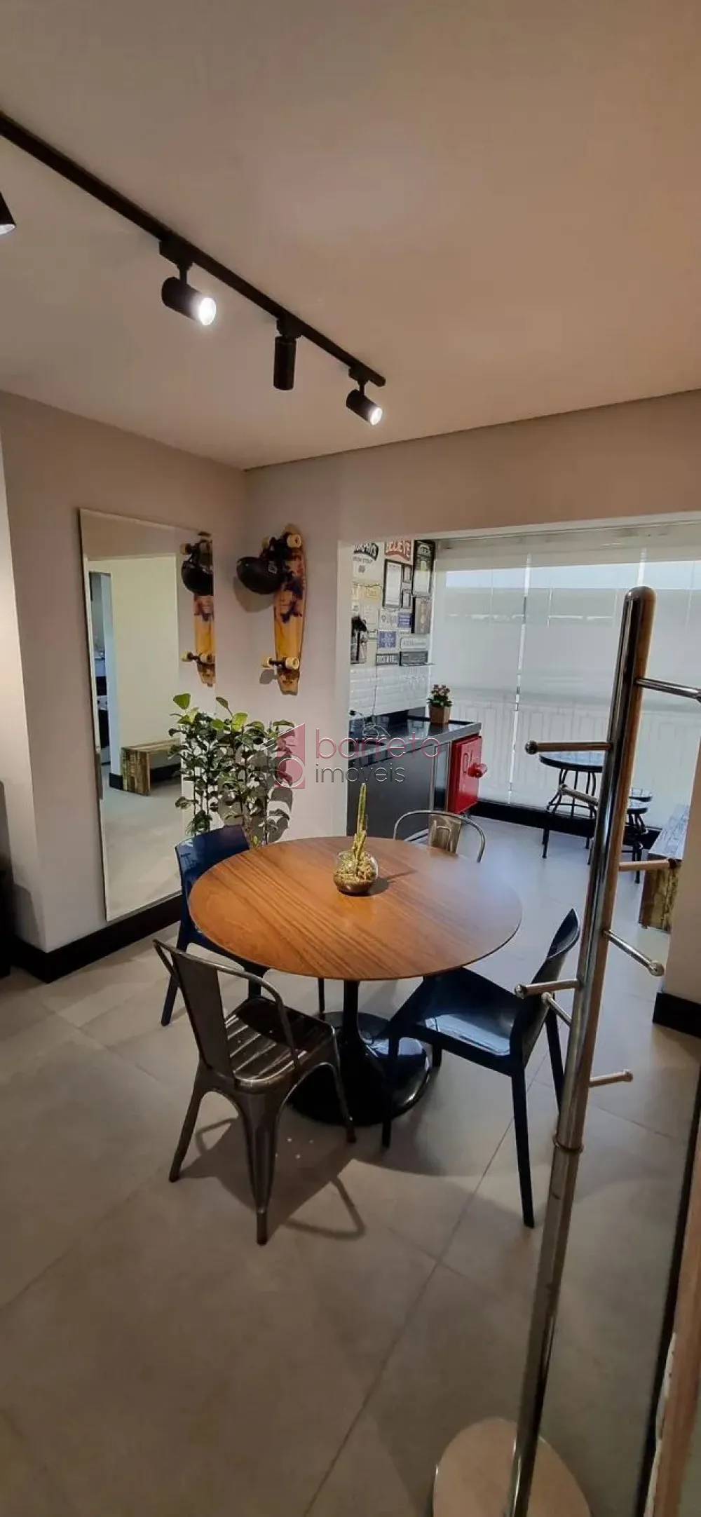 Comprar Apartamento / Padrão em Jundiaí R$ 660.000,00 - Foto 2