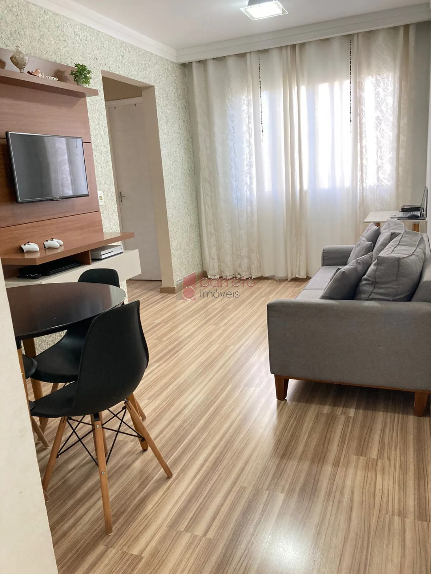 Alugar Apartamento / Padrão em Jundiaí R$ 1.550,00 - Foto 1
