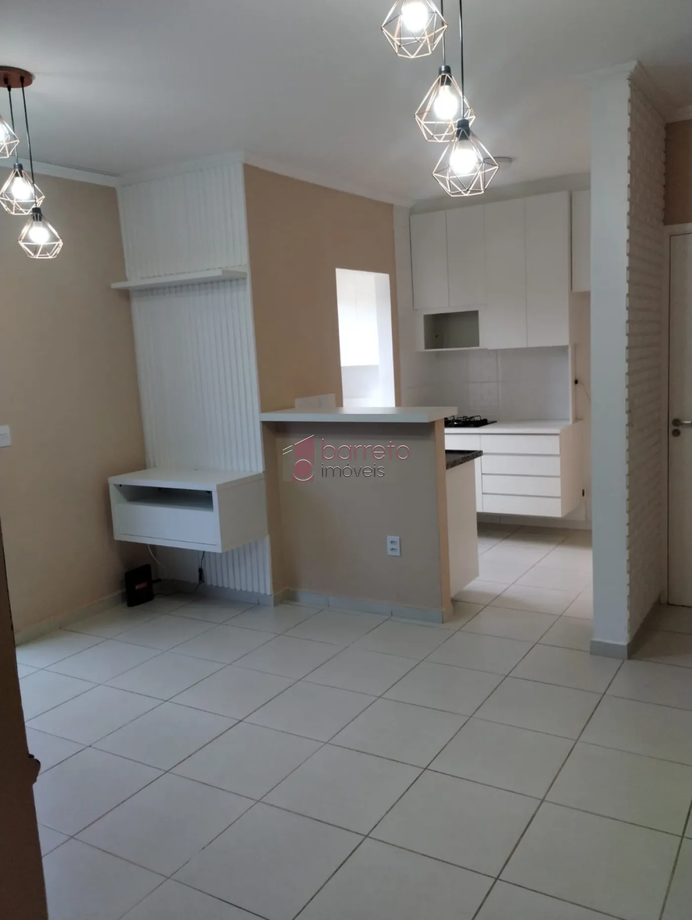 Alugar Apartamento / Padrão em Jundiaí R$ 1.890,00 - Foto 1