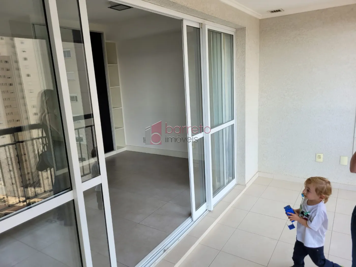 Comprar Apartamento / Flat em Jundiaí R$ 465.000,00 - Foto 2