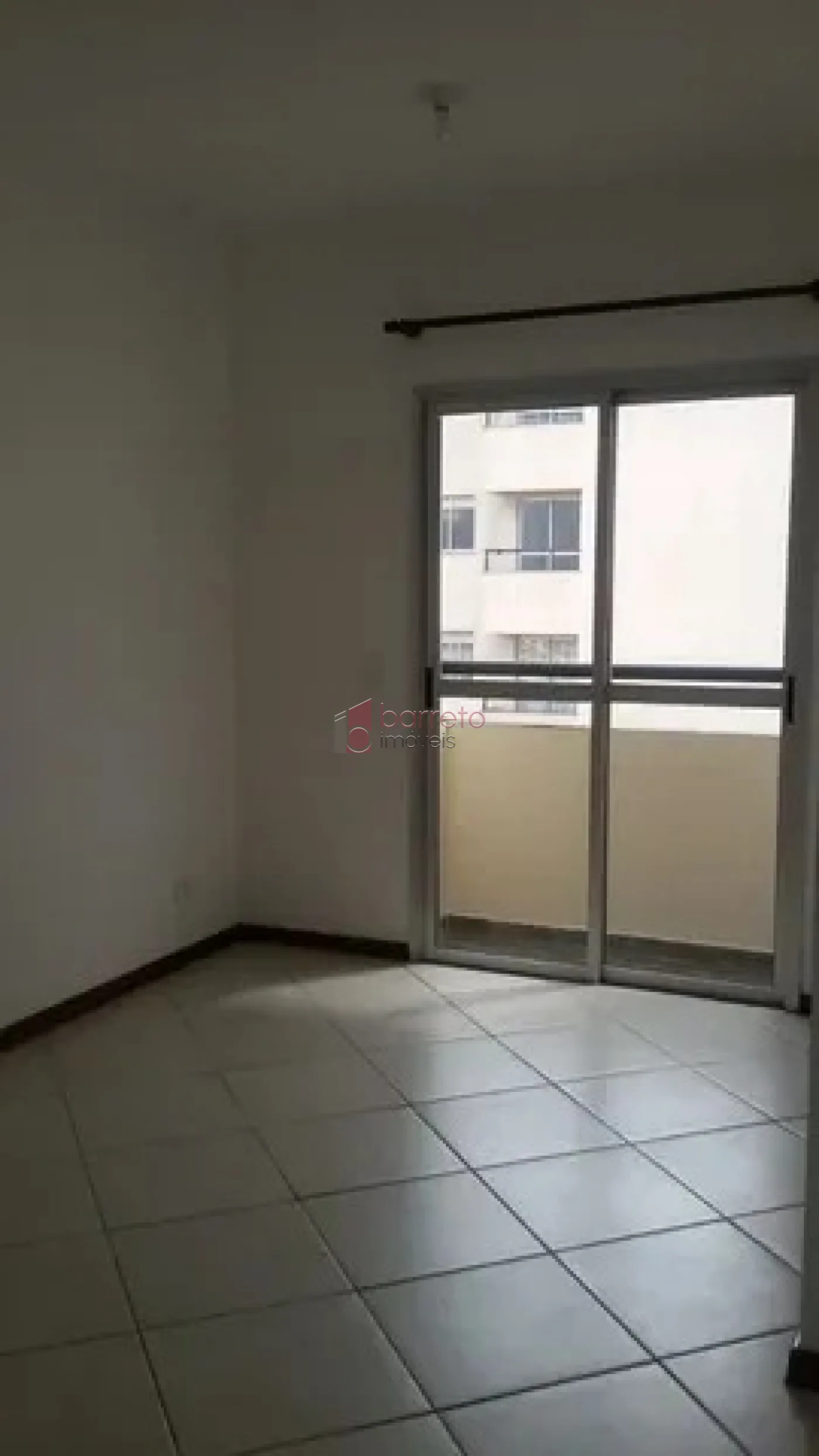 Alugar Apartamento / Padrão em Jundiaí R$ 1.950,00 - Foto 2