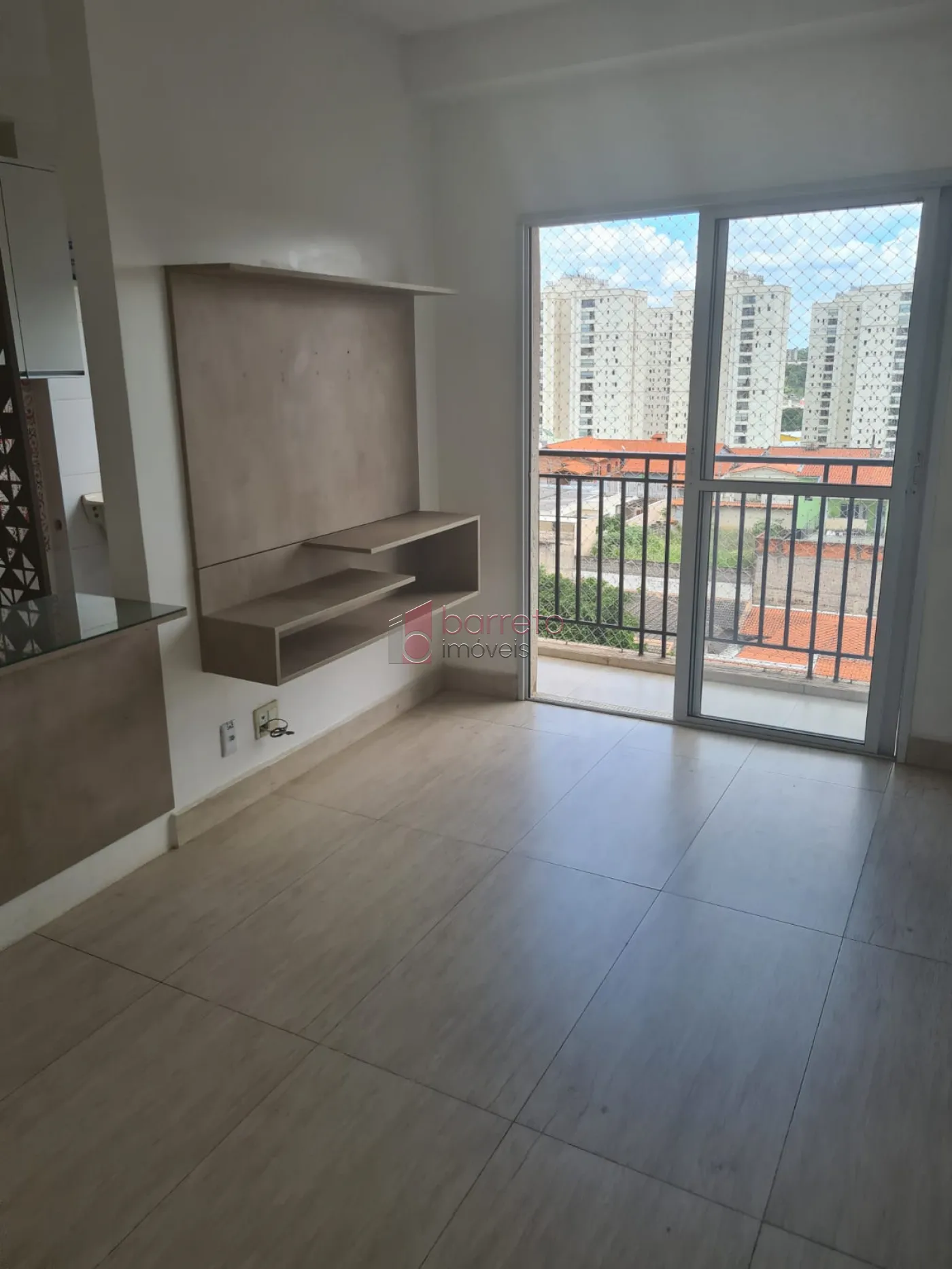 Comprar Apartamento / Padrão em Jundiaí R$ 390.000,00 - Foto 3