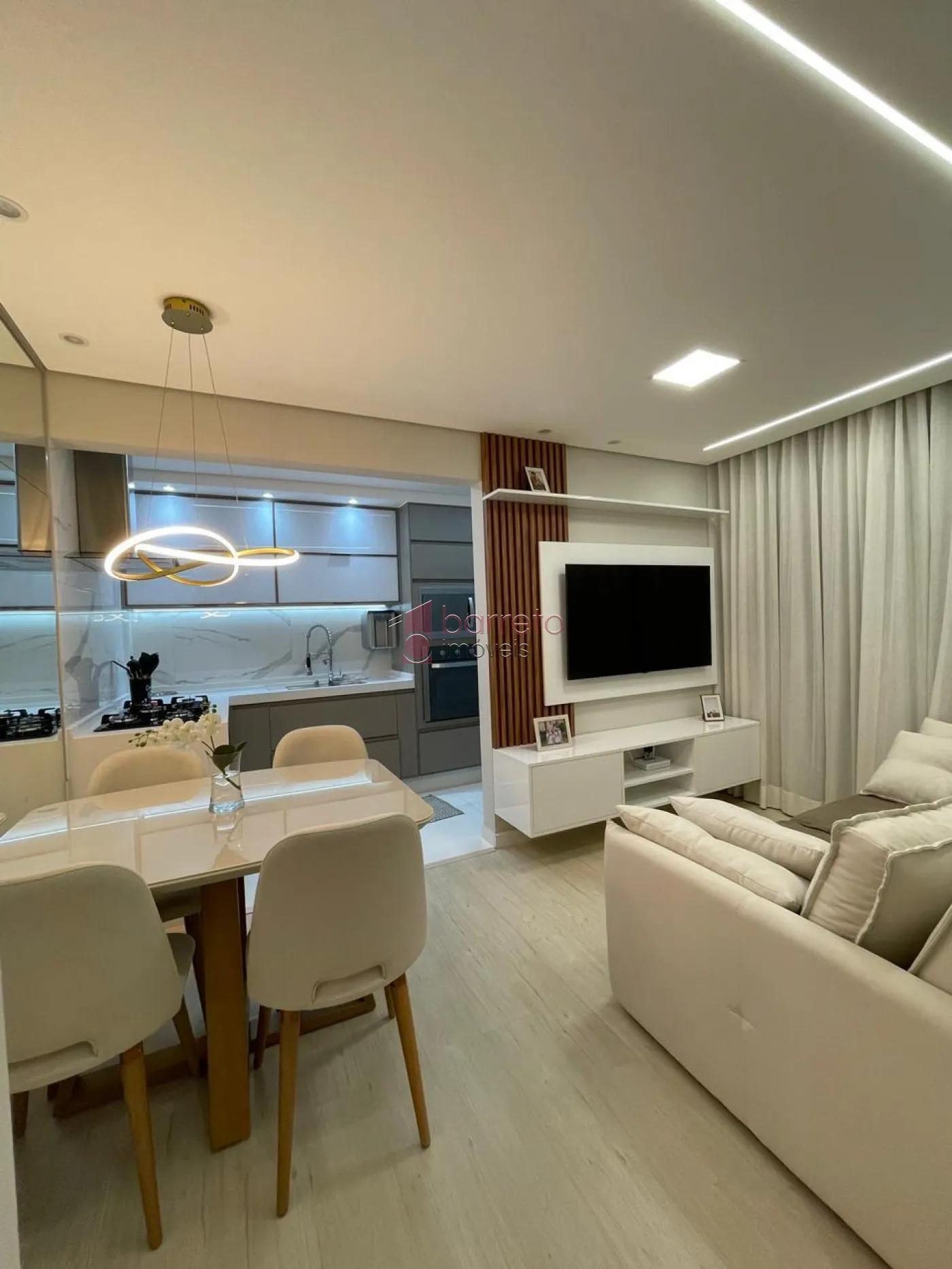 Comprar Apartamento / Padrão em Jundiaí R$ 430.000,00 - Foto 2