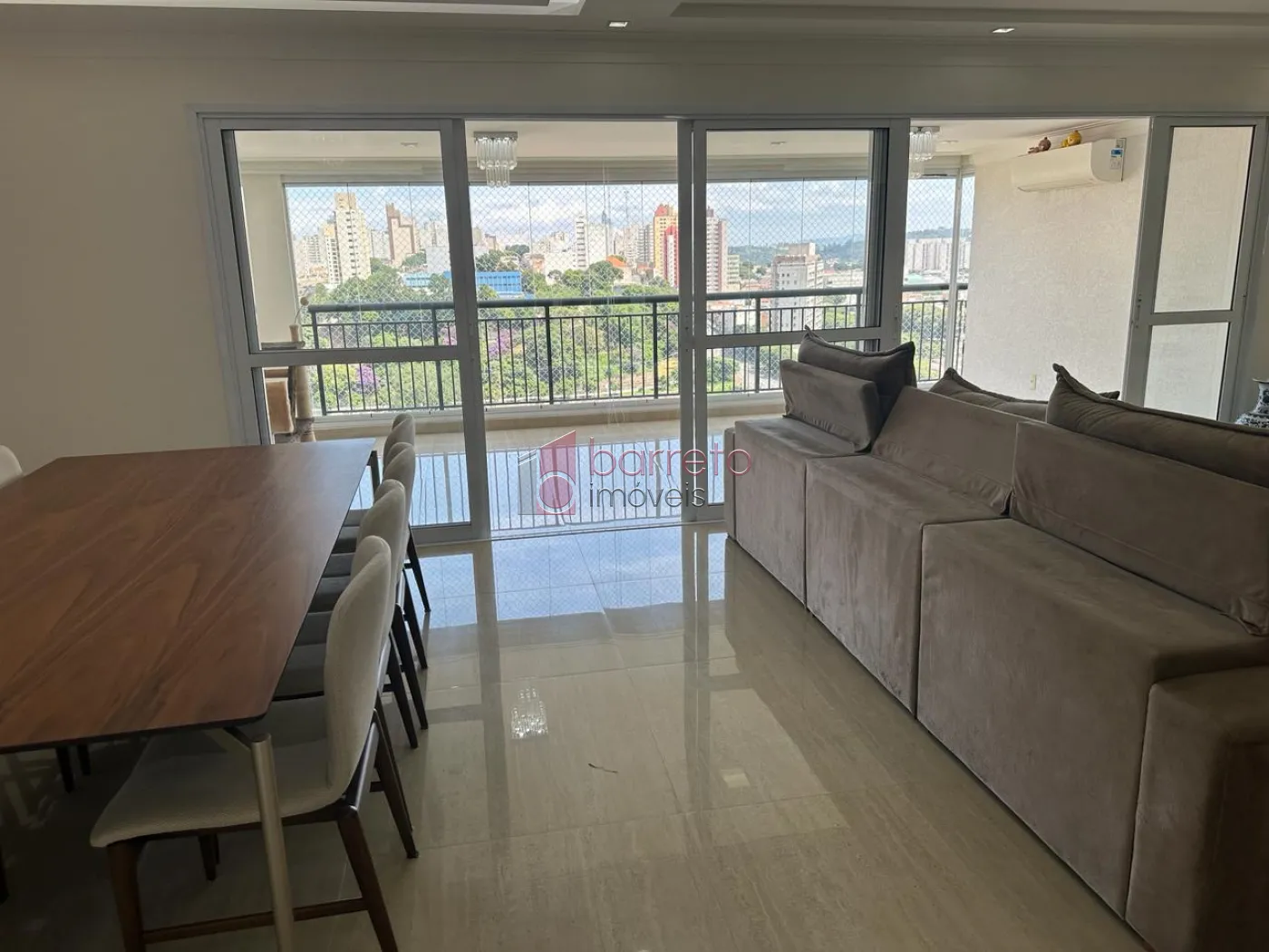 Comprar Apartamento / Alto Padrão em Jundiaí R$ 1.600.000,00 - Foto 3