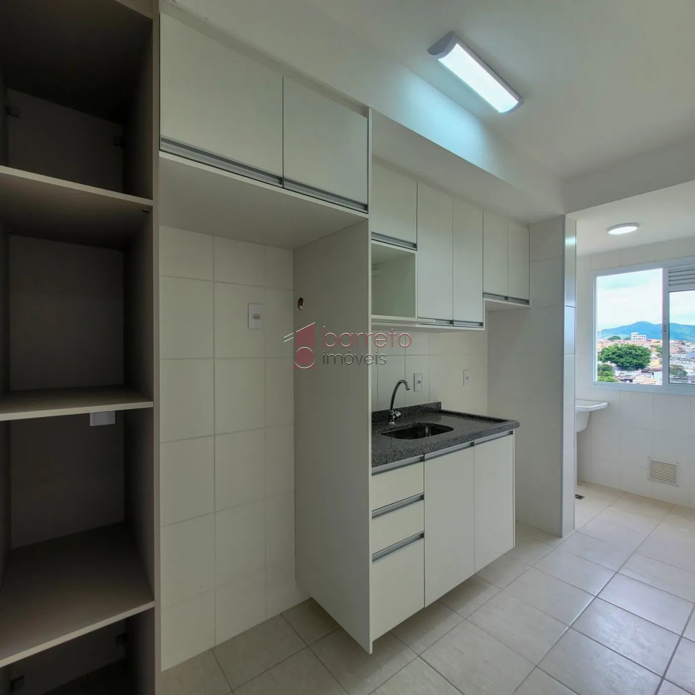 Comprar Apartamento / Padrão em Jundiaí R$ 349.000,00 - Foto 2