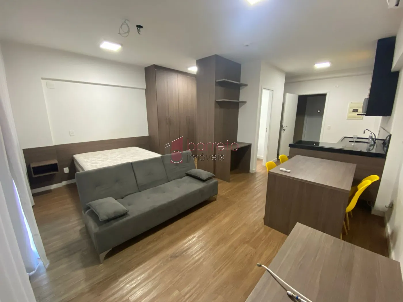 Alugar Apartamento / Padrão em Jundiaí R$ 2.900,00 - Foto 1