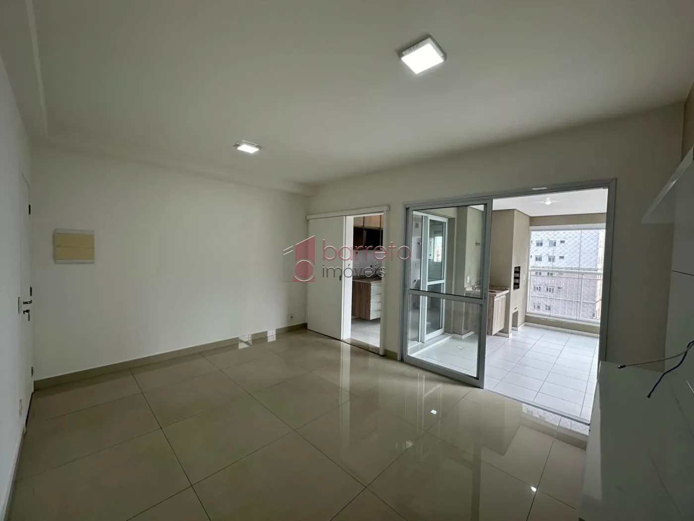 Comprar Apartamento / Padrão em Jundiaí R$ 692.000,00 - Foto 3