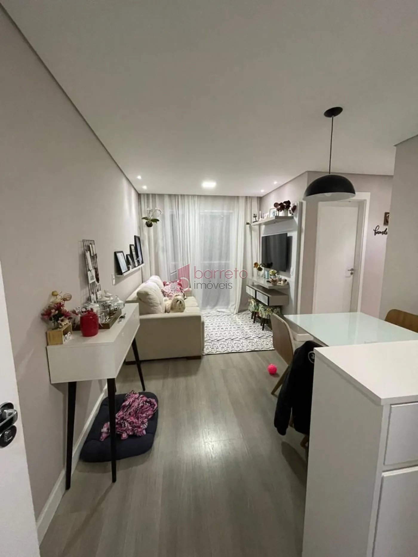 Comprar Apartamento / Padrão em Jundiaí R$ 396.000,00 - Foto 2